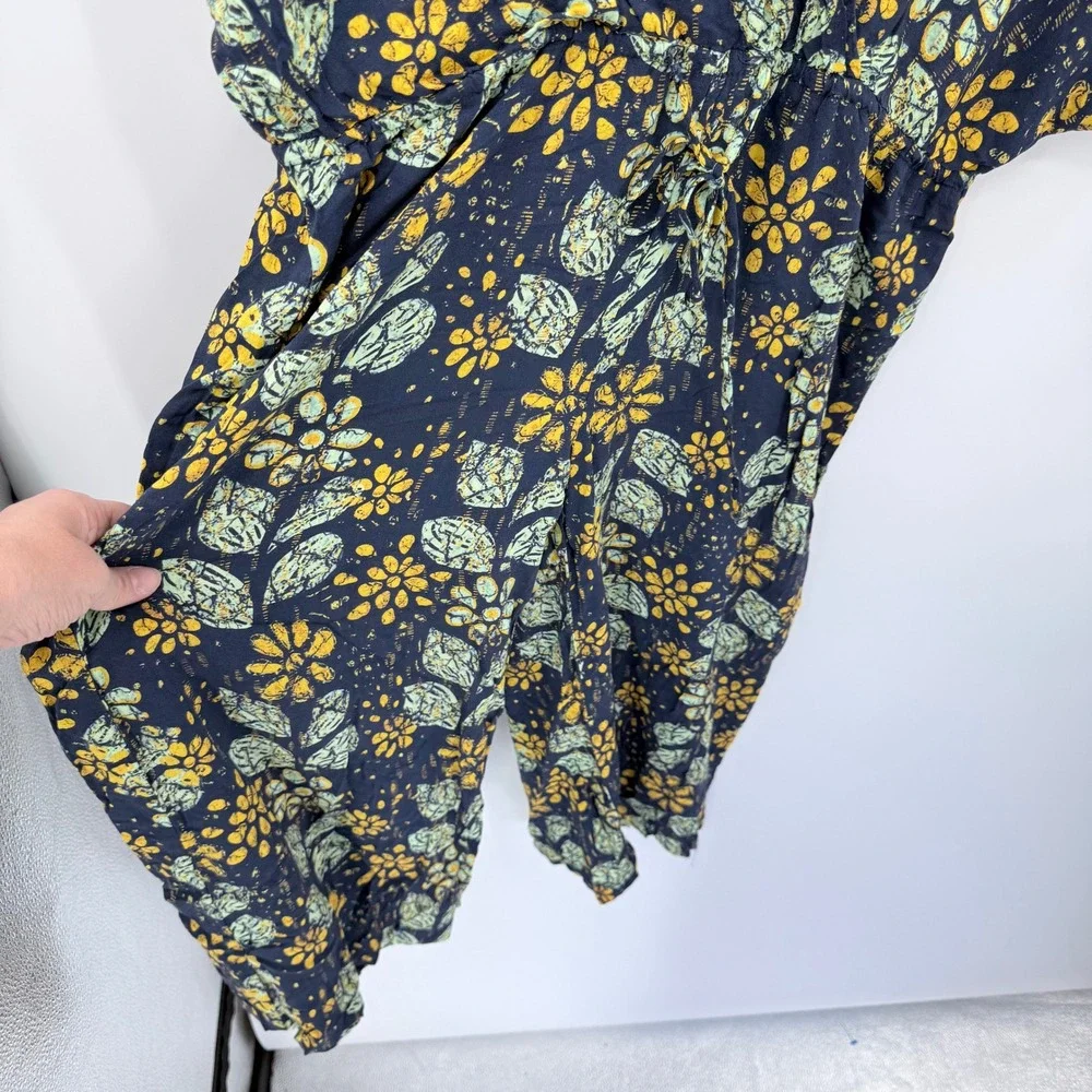 On The Road Womens Floral Batik Surplice V-Neck Drawstring Cropped Jumpsuit Navy